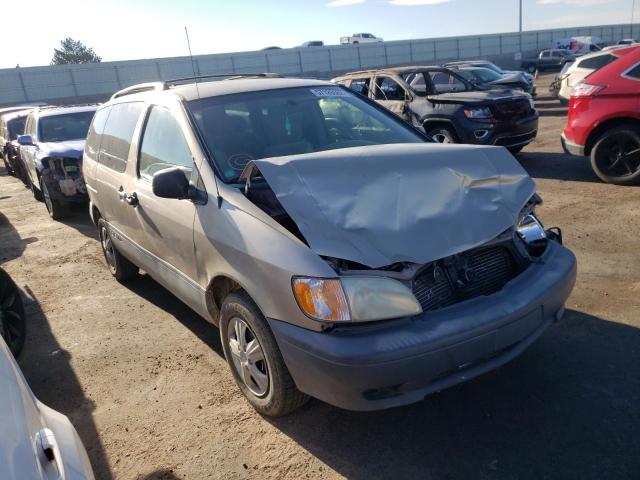 TOYOTA SIENNA CE 2002 with VIN 4T3ZF19C32U458350 - Photo from auction