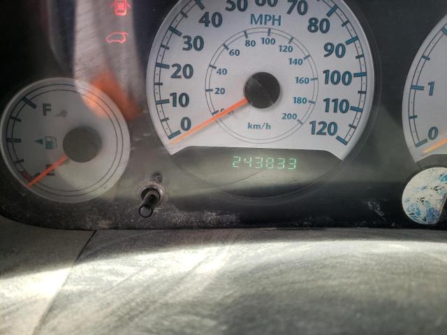 Photo 8 from auction – 2006 CHRYSLER TOWN & COU with VIN 2A4GP54L26R882292