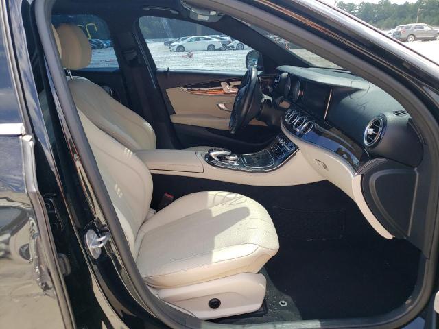 Photo 5 from auction – 2017 MERCEDES-BENZ E 300 with VIN WDDZF4JB9HA288190