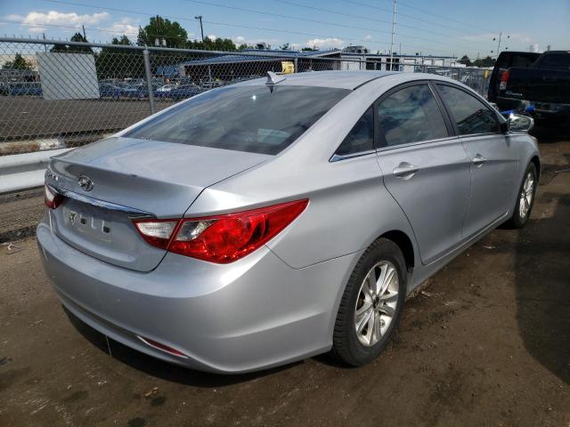 Photo 4 from auction – 2011 HYUNDAI SONATA with VIN 5NPEB4AC6BH285289
