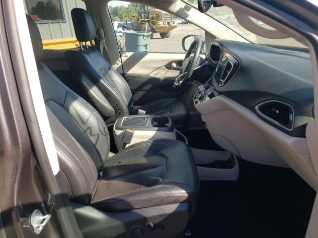 Photo 5 from auction – 2017 CHRYSLER PACIFICA T with VIN 2C4RC1EG4HR669934