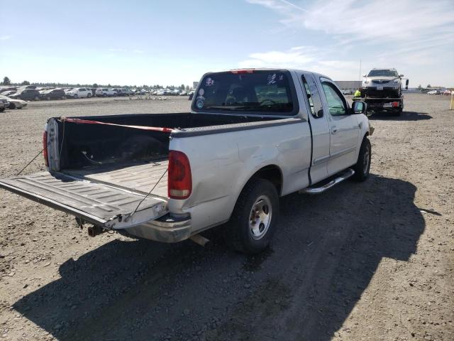 Photo 4 from auction – 2001 FORD F150 with VIN 1FTRX17W61KA55898