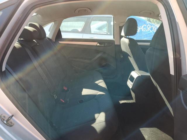 Photo 6 from auction – 2013 VOLKSWAGEN PASSAT S with VIN 1VWAP7A3XDC070592