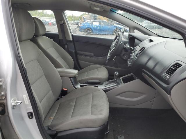 Photo 5 from auction – 2015 KIA FORTE LX with VIN KNAFK4A67F5370045