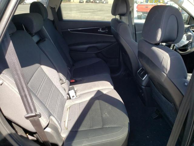 Photo 6 from auction – 2016 KIA SORENTO LX with VIN 5XYPG4A37GG149407