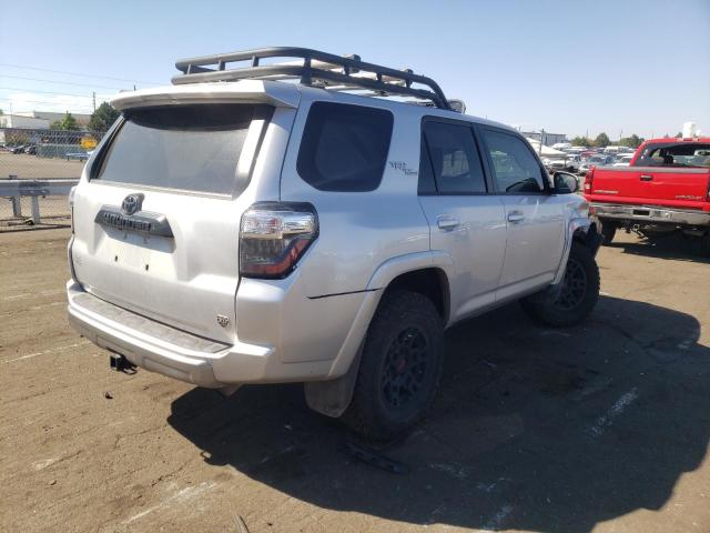 Photo 4 from auction – 2020 TOYOTA 4RUNNER SR with VIN JTEBU5JR6L5769581