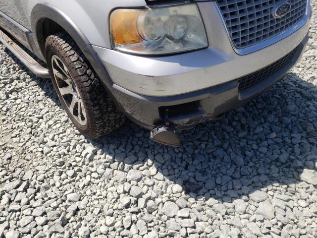 Photo 9 from auction – 2005 FORD EXPEDITION with VIN 1FMFU16535LA54577