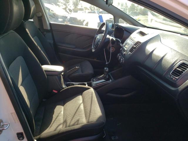 Photo 5 from auction – 2017 KIA FORTE LX with VIN 3KPFK4A74HE036011