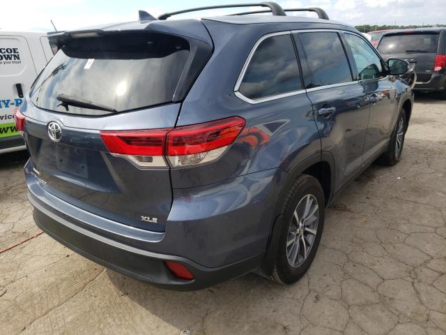 Photo 4 from auction – 2019 TOYOTA HIGHLANDER with VIN 5TDKZRFH8KS294828