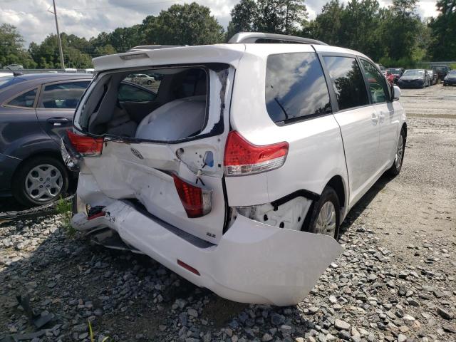 Photo 4 from auction – 2011 TOYOTA SIENNA XLE with VIN 5TDYK3DCXBS129043