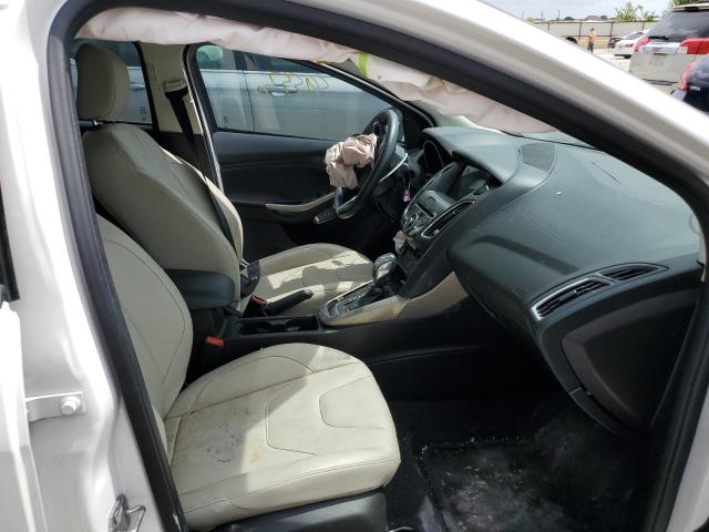 Photo 5 from auction – 2016 FORD FOCUS TITA with VIN 1FADP3J28GL380217