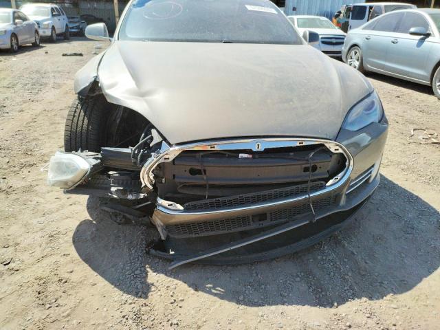 Photo 10 from auction – 2016 TESLA MODEL S with VIN 5YJSA1E25GF133550