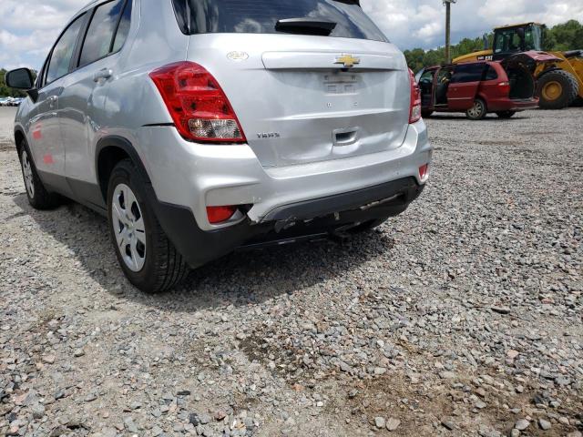 Photo 9 from auction – 2017 CHEVROLET TRAX LS with VIN KL7CJKSB0HB201673