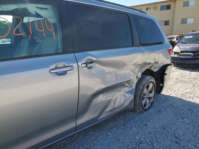 Photo 9 from auction – 2015 TOYOTA SIENNA LE with VIN 5TDKK3DC5FS584880