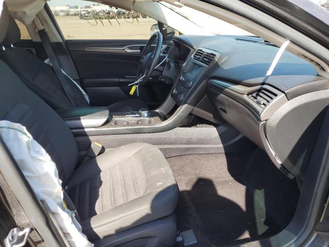 Photo 5 from auction – 2017 FORD FUSION S with VIN 3FA6P0G73HR294052