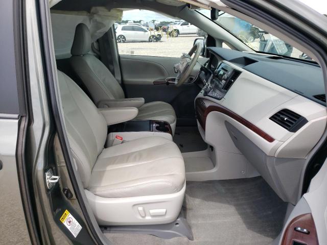 Photo 5 from auction – 2012 TOYOTA SIENNA XLE with VIN 5TDYK3DC4CS274032