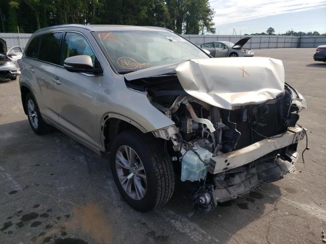 TOYOTA HIGHLANDER 2015 z numerem VIN 5TDJKRFH4FS157911 - Zdjęcie z aukcji