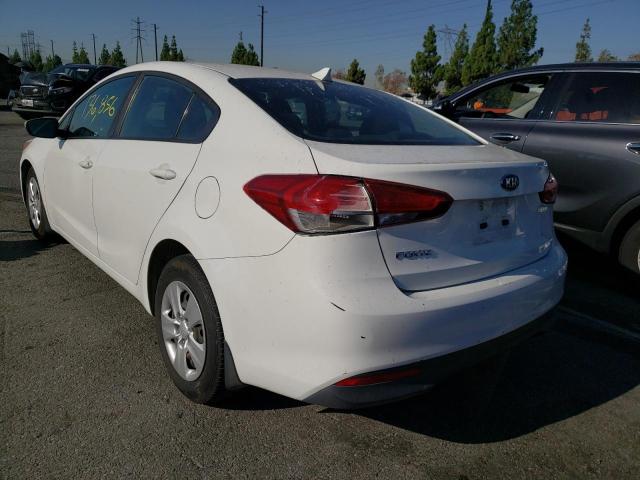 Photo 3 from auction – 2017 KIA FORTE LX with VIN 3KPFK4A74HE036011