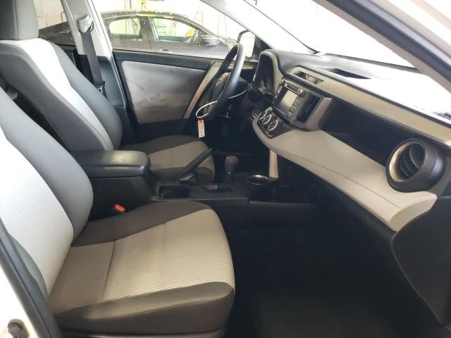 Photo 5 from auction – 2014 TOYOTA RAV4 LE with VIN JTMBFREV7ED055724