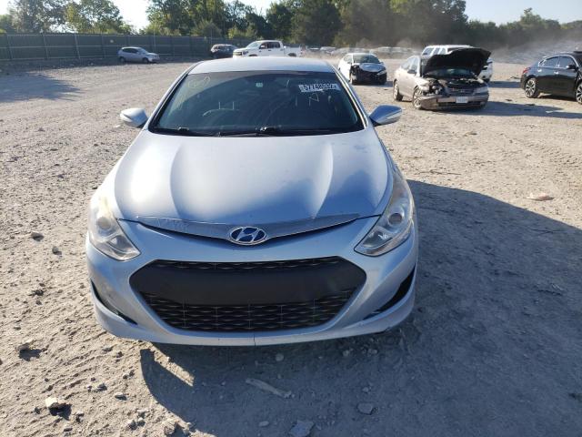 Photo 9 from auction – 2012 HYUNDAI SONATA HYB with VIN KMHEC4A43CA058460