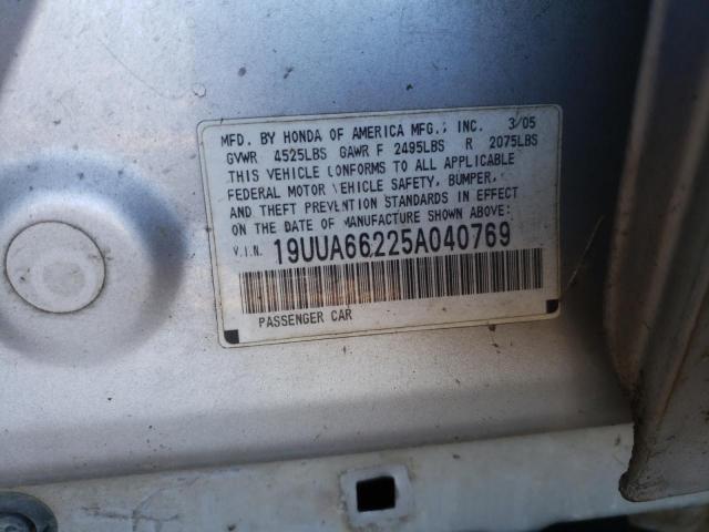 Photo 10 from auction – 2005 ACURA TL with VIN 19UUA66225A040769