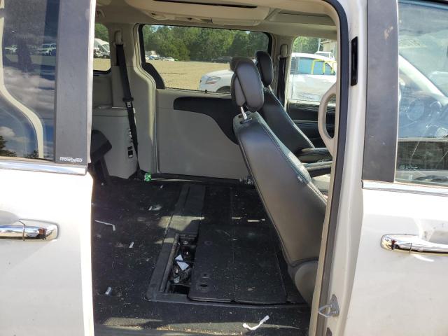 Photo 6 from auction – 2013 CHRYSLER TOWN & COU with VIN 2C4RC1CG9DR767807
