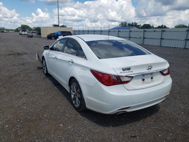 Photo 3 from auction – 2013 HYUNDAI SONATA SE with VIN 5NPEC4ACXDH702039