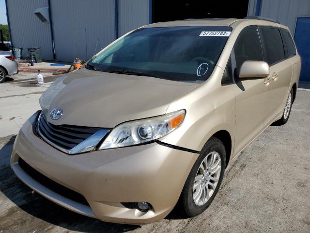 Photo 2 from auction – 2014 TOYOTA SIENNA XLE with VIN 5TDYK3DC6ES503832
