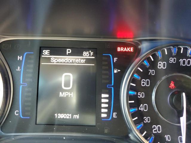 Photo 8 from auction – 2015 CHRYSLER 200 LIMITE with VIN 1C3CCCAB6FN712454