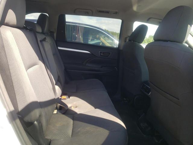 Photo 6 from auction – 2016 TOYOTA HIGHLANDER with VIN 5TDBKRFH5GS291705