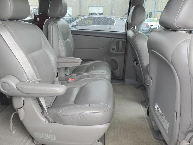 Photo 6 from auction – 2004 TOYOTA SIENNA CE with VIN 5TDZA23C34S208463