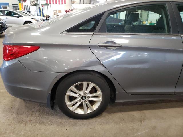 Photo 9 from auction – 2012 HYUNDAI SONATA GLS with VIN 5NPEB4AC5CH436298