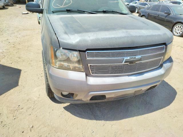 Photo 9 from auction – 2008 CHEVROLET SUBURBAN C with VIN 1GNFC16088R105477