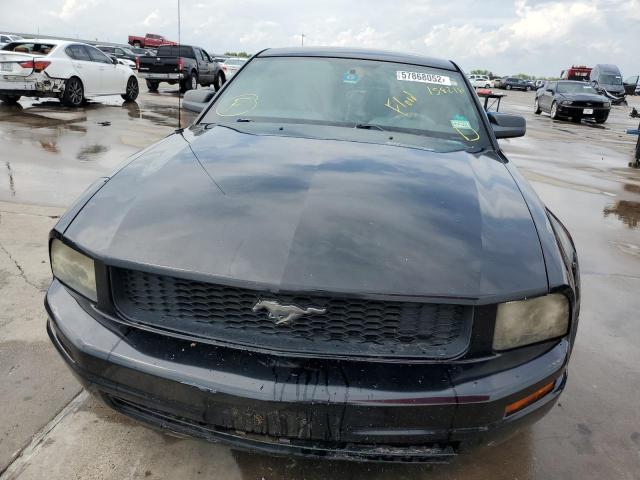 Photo 9 from auction – 2005 FORD MUSTANG with VIN 1ZVFT80N655158216
