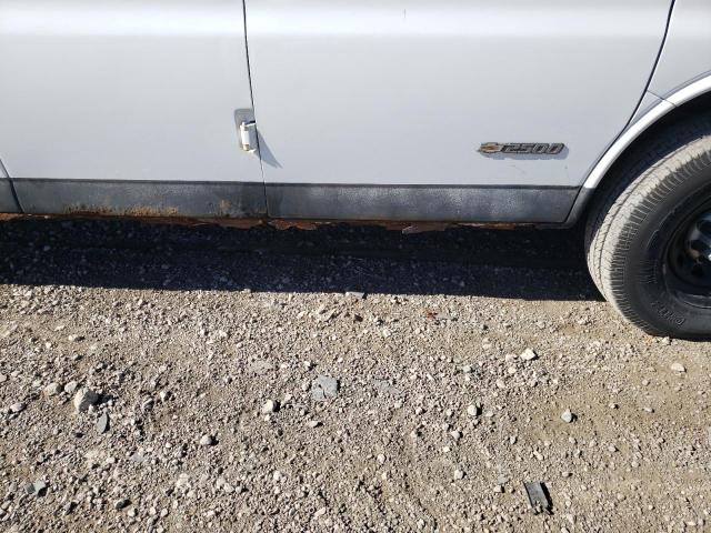 Photo 9 from auction – 2005 CHEVROLET EXPRESS G2 with VIN 1GCGG29V251150469