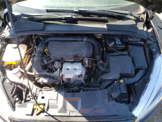 Photo 7 from auction – 2016 FORD FOCUS SE with VIN 1FADP3FE4GL302276