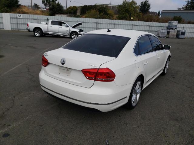 Photo 4 from auction – 2014 VOLKSWAGEN PASSAT SEL with VIN 1VWCT7A31EC054903