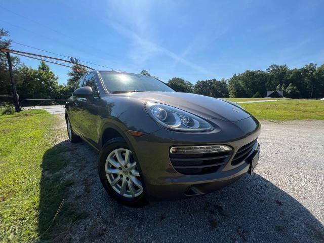 PORSCHE CAYENNE 2013 with VIN WP1AA2A29DLA05598 - Photo from auction