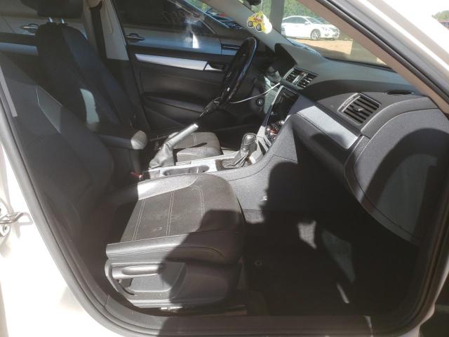Photo 5 from auction – 2013 VOLKSWAGEN PASSAT SE with VIN 1VWBP7A39DC034381