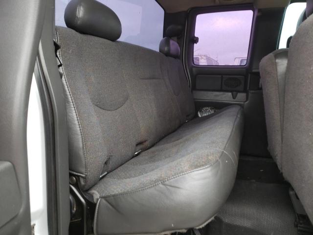 Photo 6 from auction – 2005 CHEVROLET SILVERADO with VIN 1GBHC29U65E202674