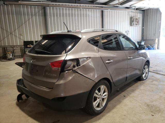 Photo 4 from auction – 2011 HYUNDAI TUCSON GLS with VIN KM8JU3AC3BU174929