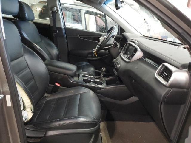 Photo 5 from auction – 2017 KIA SORENTO LX with VIN 5XYPGDA35HG329518