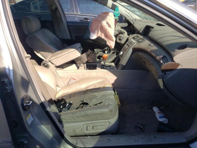 Photo 5 from auction – 2005 ACURA RL with VIN JH4KB16575C019452