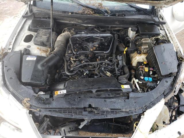 Photo 7 from auction – 2012 HYUNDAI GENESIS 3. with VIN KMHGC4DD6CU201727