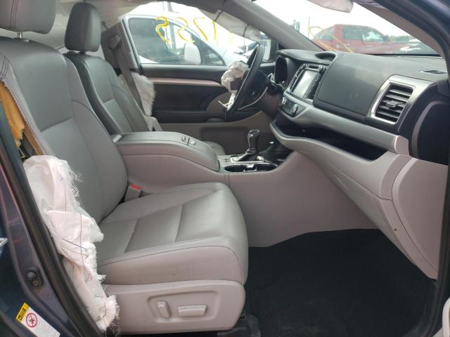 Photo 5 from auction – 2019 TOYOTA HIGHLANDER with VIN 5TDKZRFH8KS294828