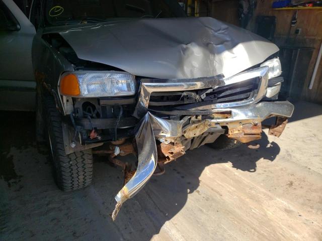 Photo 9 from auction – 2003 GMC NEW SIERRA with VIN 2GTEK19V631202399