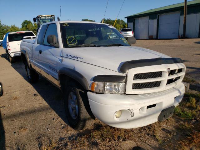 DODGE 1500 2000 z numerem VIN 3B7HC13Y9YG120730 - Zdjęcie z aukcji