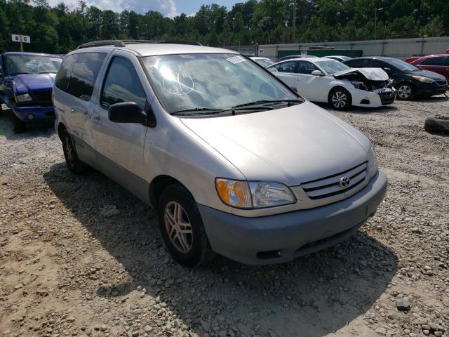 TOYOTA SIENNA LE 2002 with VIN 4T3ZF13C42U478468 - Photo from auction