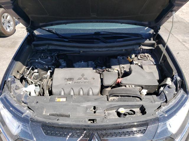 Photo 7 from auction – 2020 MITSUBISHI OUTLANDER with VIN JA4AD3A32LZ036575