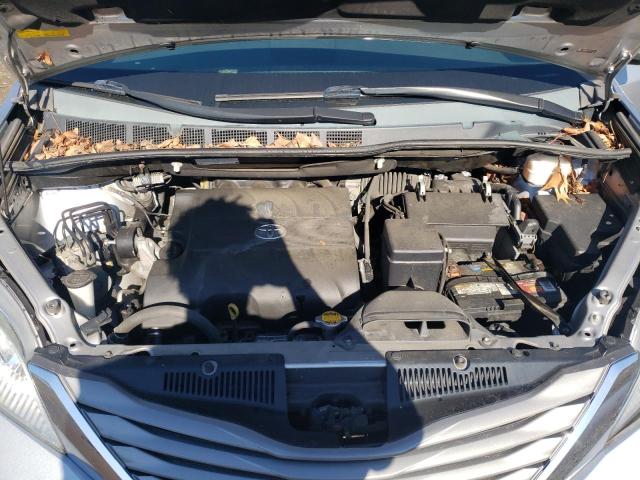 Photo 7 from auction – 2014 TOYOTA SIENNA XLE with VIN 5TDYK3DC2ES411102